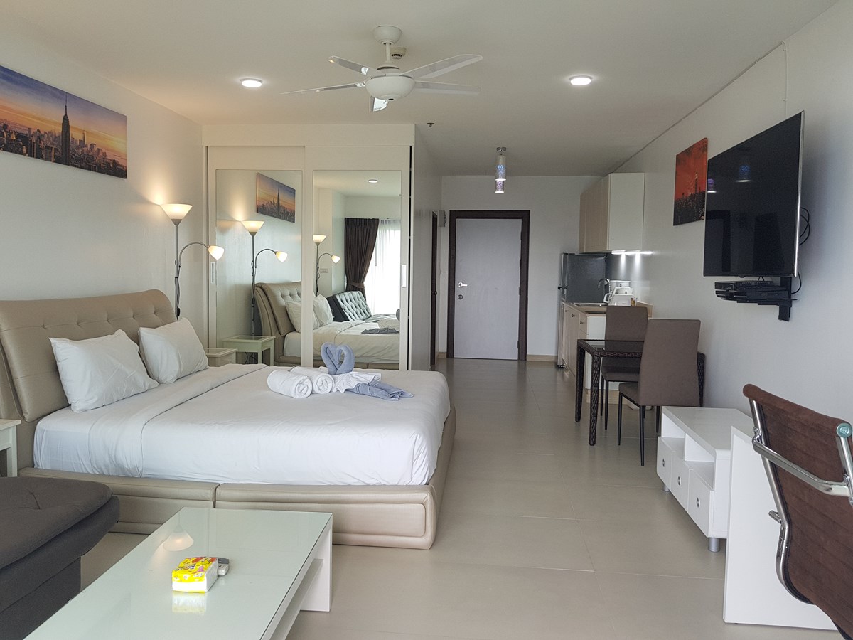 VT6 - 20/750 Luxury Sea View - Eigentumswohnung - Central Pattaya - 