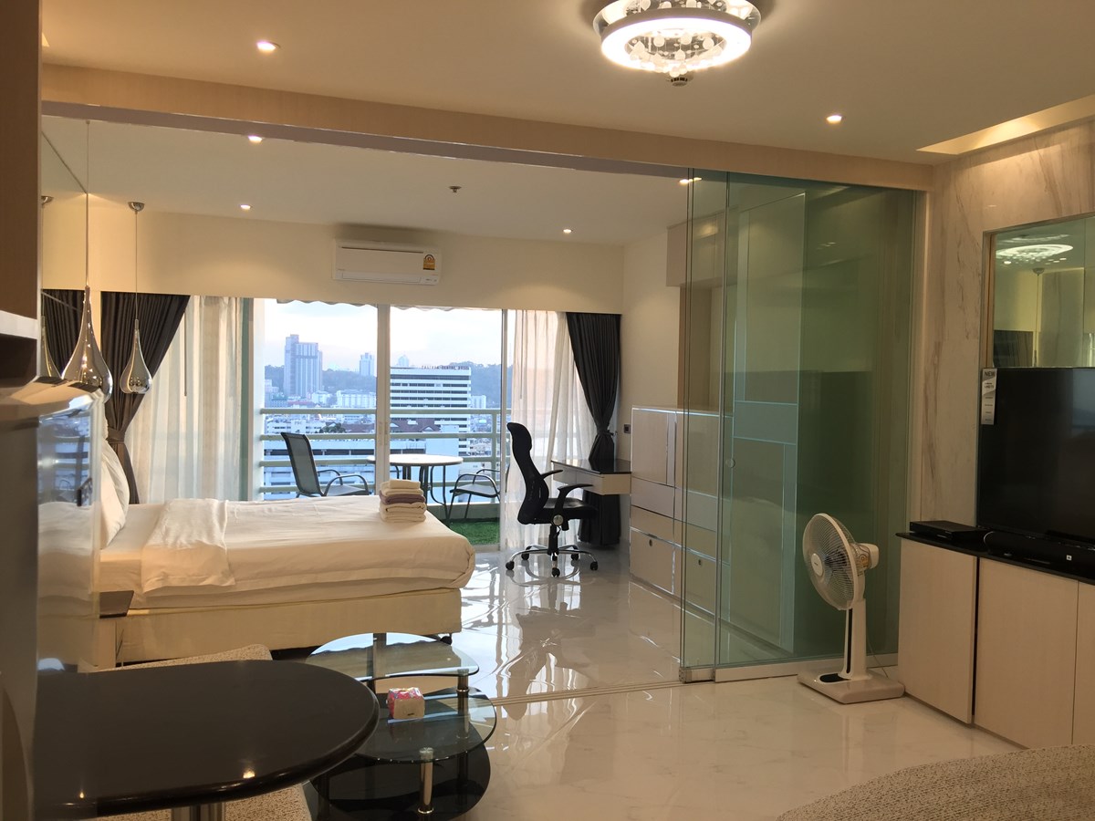 VT6 22/834 Studio VIP - Sea View  - Eigentumswohnung - Central Pattaya - 